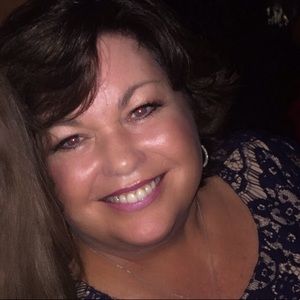 Meet your Posher, Ellen